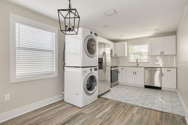 106 W HAYA STREET, Tampa, FL 33603