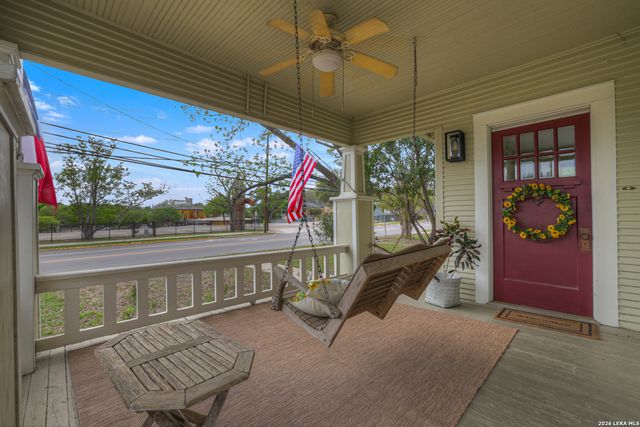 465 S UNION AVE, New Braunfels, TX 78130