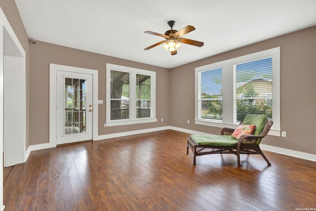 465 S UNION AVE, New Braunfels, TX 78130