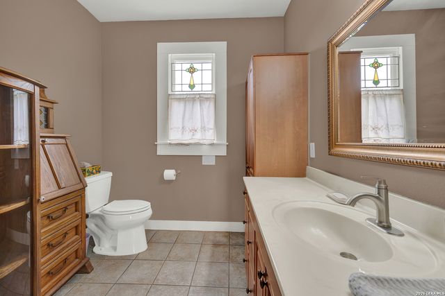 465 S UNION AVE, New Braunfels, TX 78130