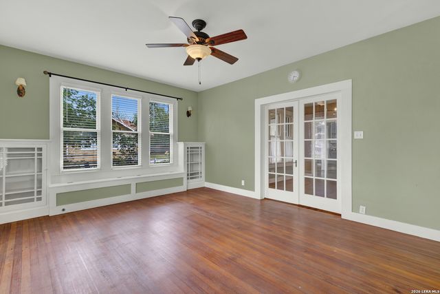 465 S UNION AVE, New Braunfels, TX 78130