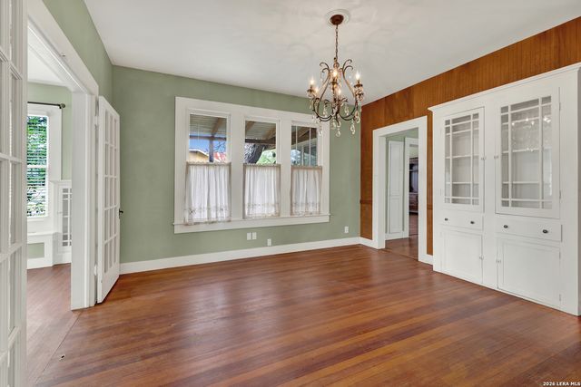 465 S UNION AVE, New Braunfels, TX 78130