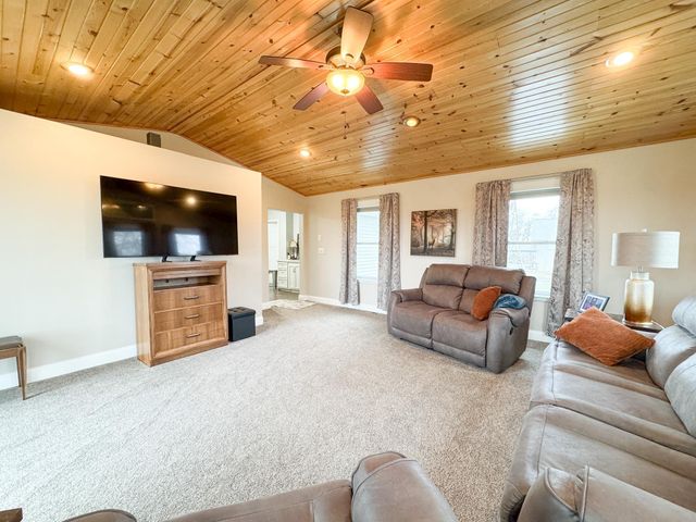 15304 County Road 11, Herman, MN 56248