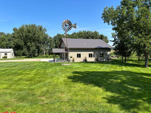 15304 County Road 11, Herman, MN 56248