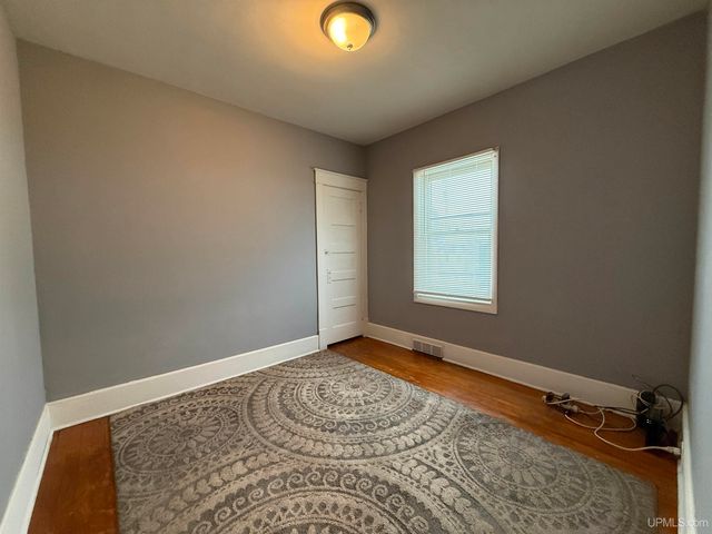 720 Florence Street, Ironwood, MI 49938