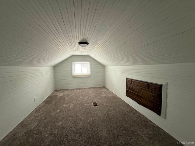 720 Florence Street, Ironwood, MI 49938