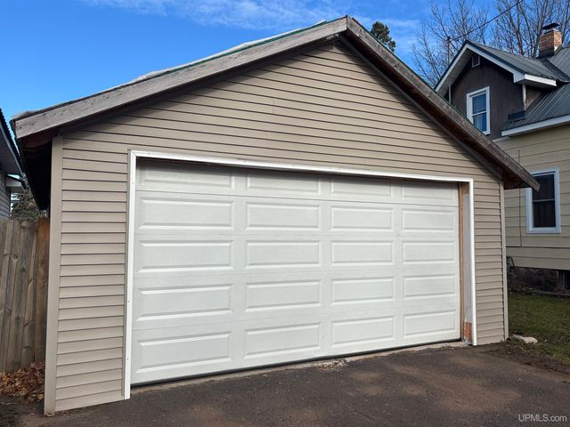 720 Florence Street, Ironwood, MI 49938