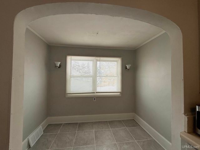 720 Florence Street, Ironwood, MI 49938