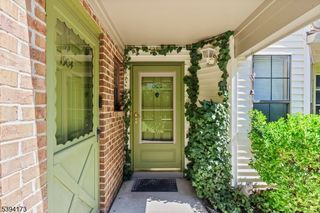 1902 Bayhead Dr, Sayreville Boro, NJ 08859