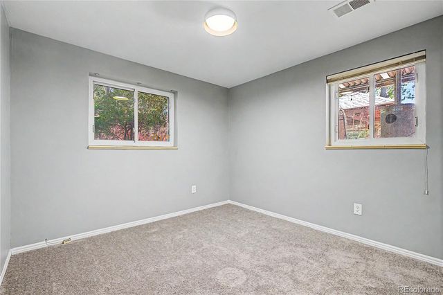 2450 S Jamaica Street, Aurora, CO 80014