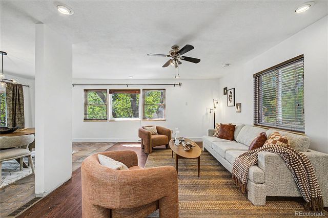 2450 S Jamaica Street, Aurora, CO 80014