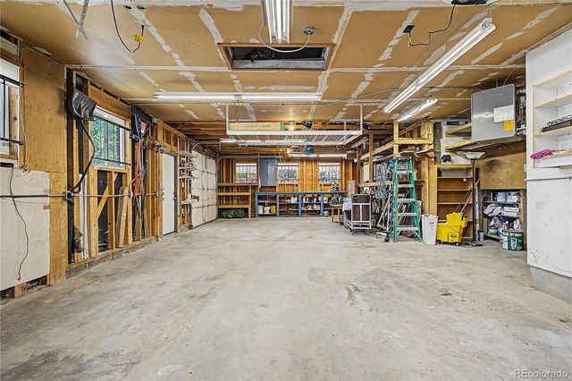 2450 S Jamaica Street, Aurora, CO 80014