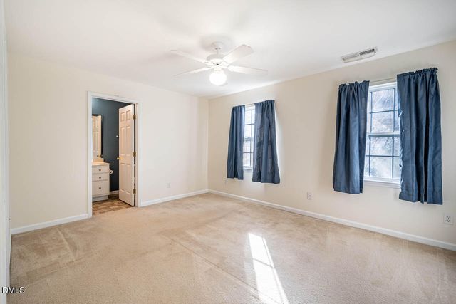 245 Plaza Drive E, Chapel Hill, NC 27517