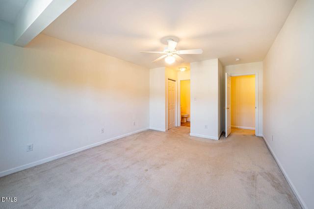 245 Plaza Drive E, Chapel Hill, NC 27517