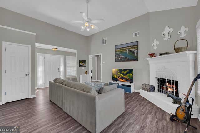 678 Bailey Drive, Jefferson, GA 30549