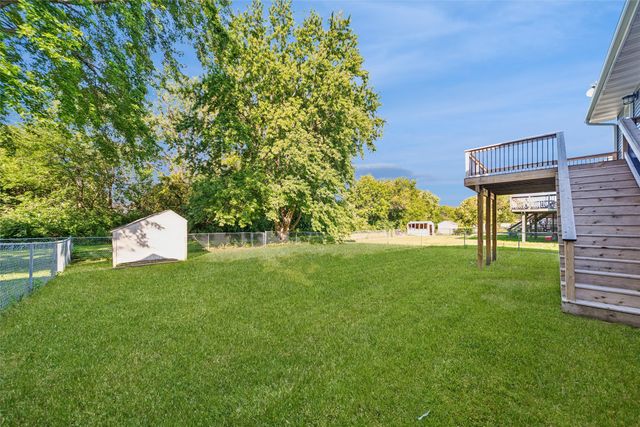 942 9th Avenue NW, Altoona, IA 50009