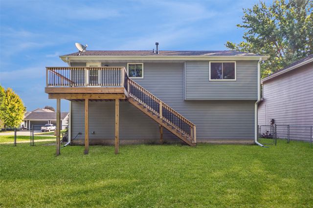 942 9th Avenue NW, Altoona, IA 50009