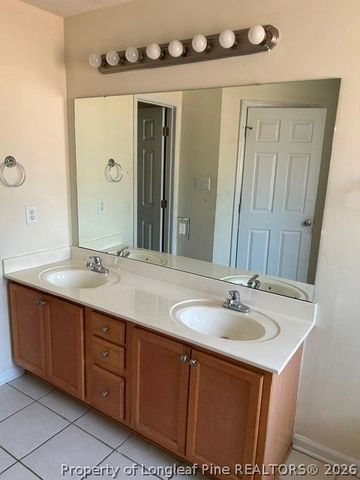 4242 Pete Warner Court, Hope Mills, NC 28348
