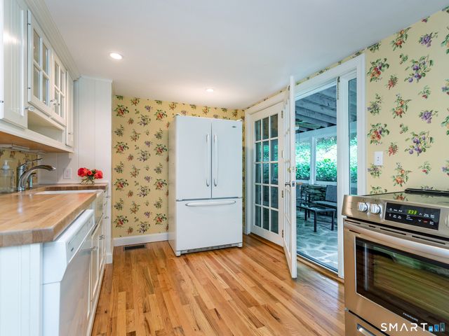 61 Curtiss Road, Warren, CT 06777