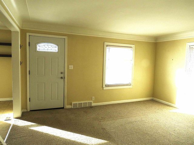 21601 Kramer Street, Saint Clair Shores, MI 48080