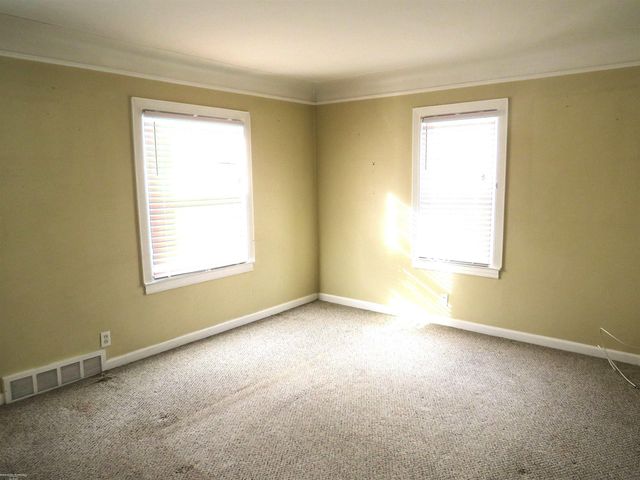 21601 Kramer Street, Saint Clair Shores, MI 48080