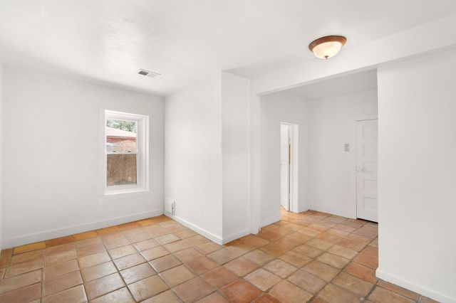 314 W Aragon Road, Belen, NM 87002