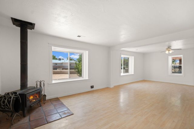 314 W Aragon Road, Belen, NM 87002