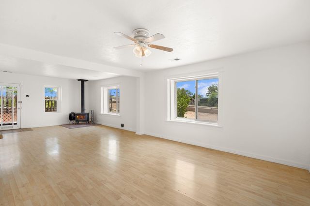 314 W Aragon Road, Belen, NM 87002