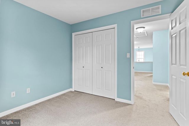 489 SUNDAY DR, Harrisburg, PA 17111