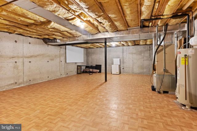 489 SUNDAY DR, Harrisburg, PA 17111