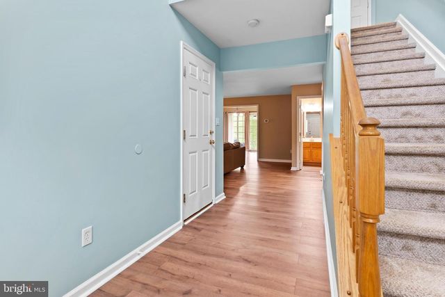 489 SUNDAY DR, Harrisburg, PA 17111