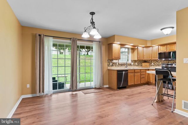 489 SUNDAY DR, Harrisburg, PA 17111