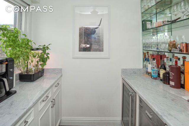 31 Jane Street 9AB, New York City, NY 10014