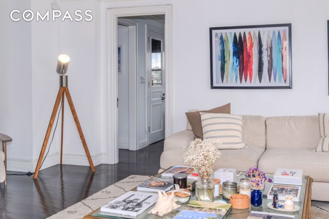 31 Jane Street 9AB, New York City, NY 10014