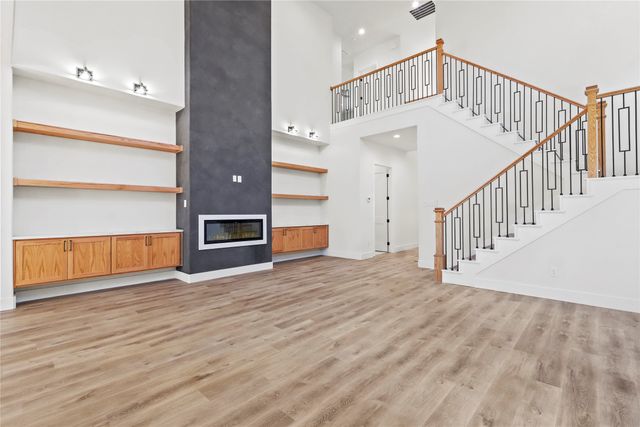 3906 Harlingen Street, Dallas, TX 75212