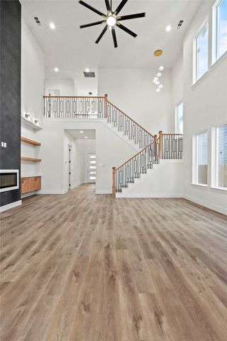 3906 Harlingen Street, Dallas, TX 75212