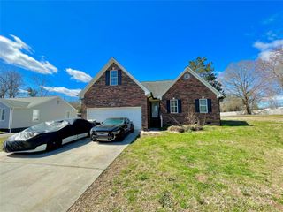 1896 Independence Square, Kannapolis, NC 28081