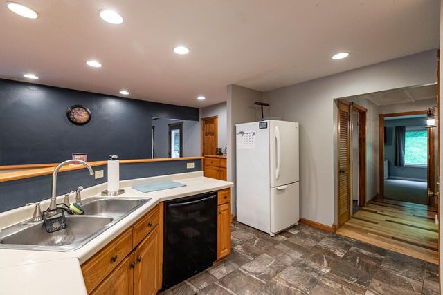 E11330 Allen ROAD, La Farge, WI 54639