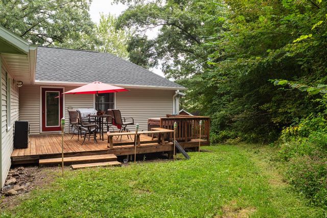 E11330 Allen ROAD, La Farge, WI 54639