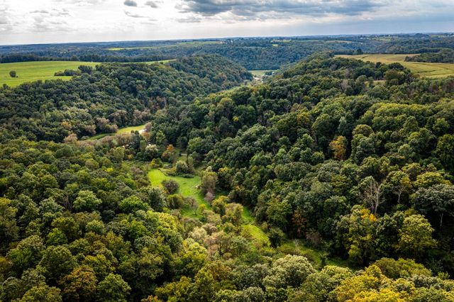 E11330 Allen ROAD, La Farge, WI 54639