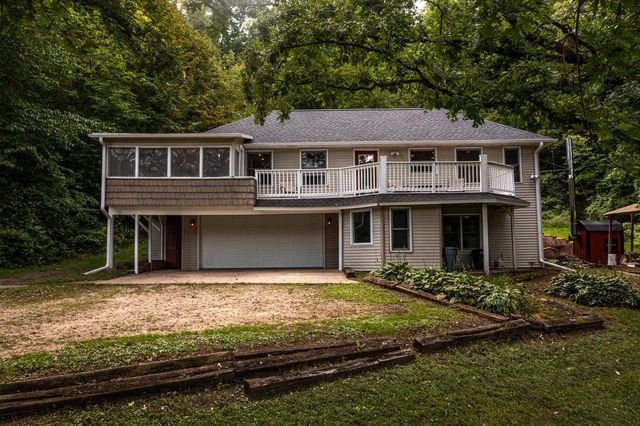 E11330 Allen ROAD, La Farge, WI 54639