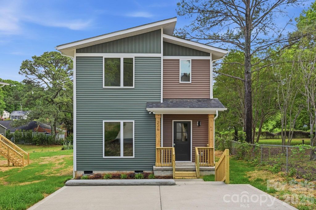 226 Summit Avenue, Albemarle, NC 28001