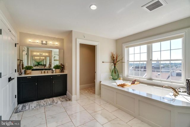 4732 CROSS ST, Philadelphia, PA 19128