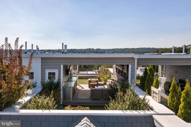 4732 CROSS ST, Philadelphia, PA 19128