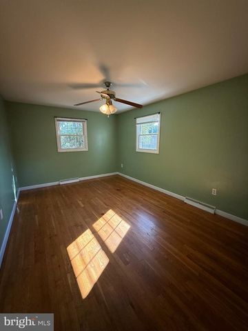 15700 ACORN CT, Cresaptown, MD 21502