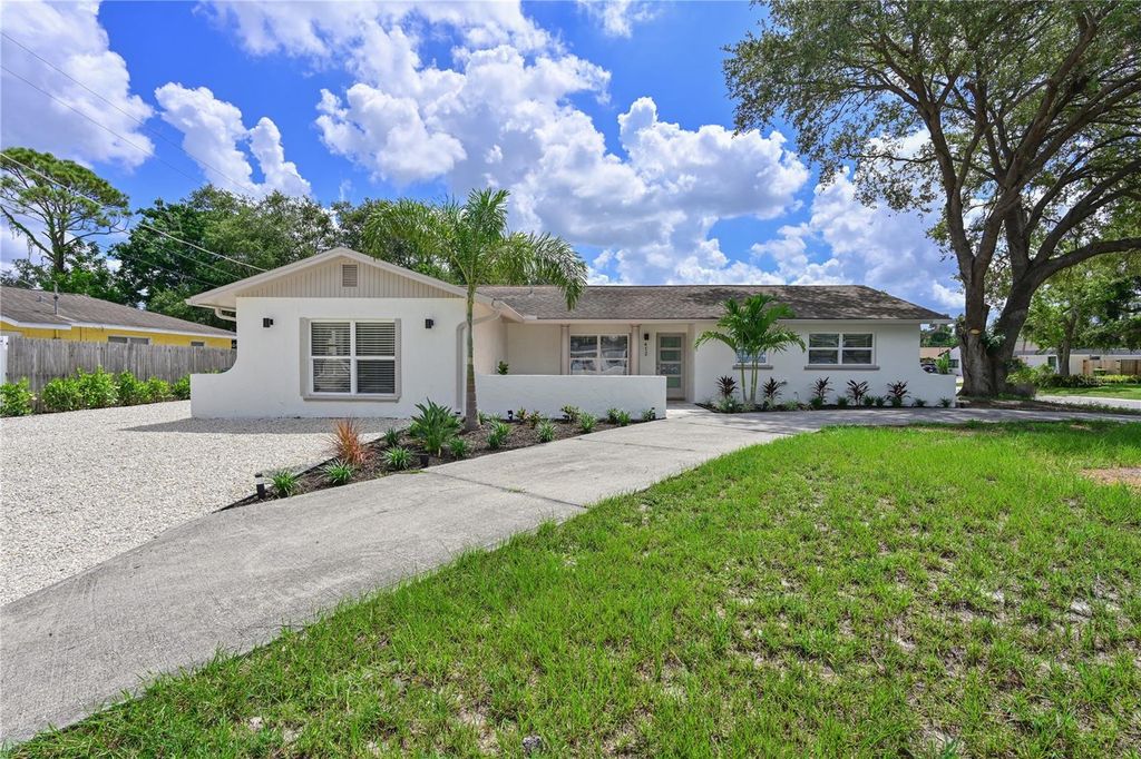 412 BAILEY ROAD, Sarasota, FL 34237