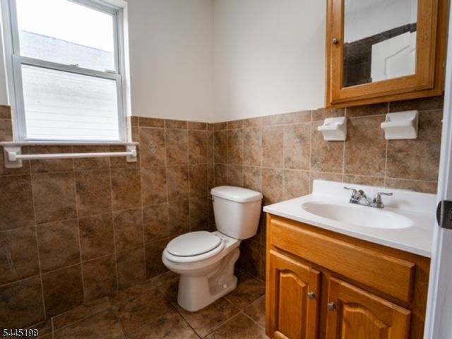26 Mount Pleasant Ave, Newark City, NJ 07104