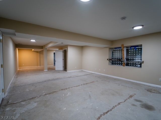 26 Mount Pleasant Ave, Newark City, NJ 07104