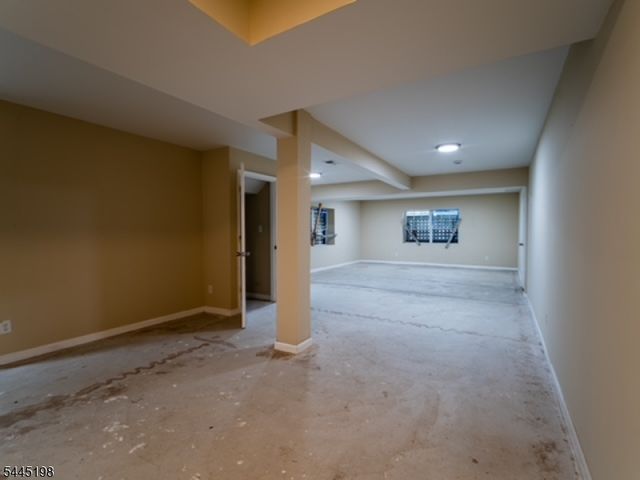 26 Mount Pleasant Ave, Newark City, NJ 07104