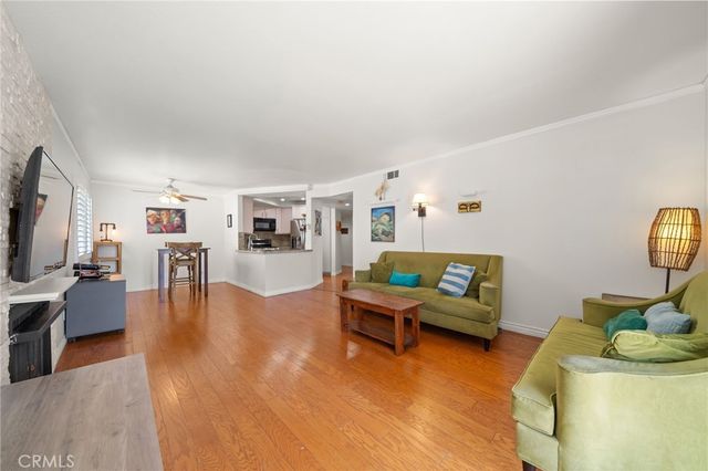 955 E. 3rd street 203, Long Beach, CA 90802